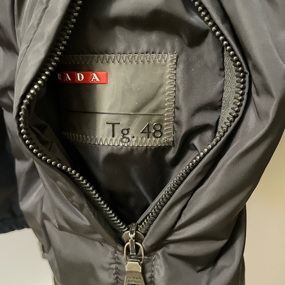 Prada Reversible Men's Gray/Navy and Black(reverse)  Windbreaker - Picture 5 of 11